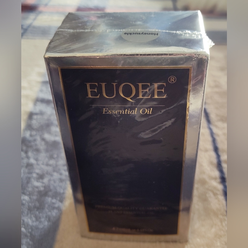 NWT! EUQEE Honeysuckle 4oz Essential Oil